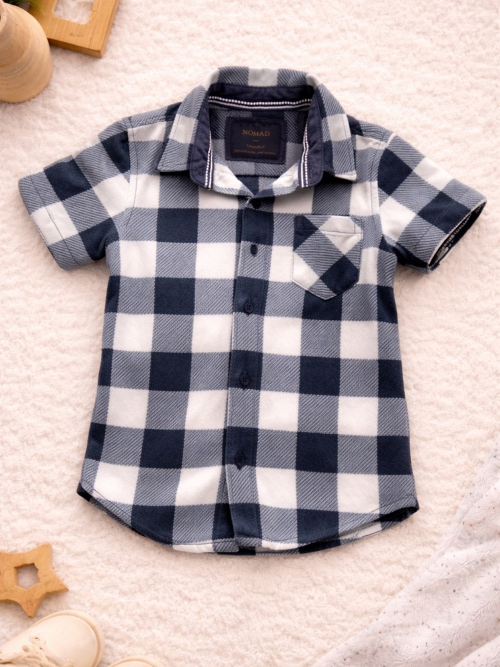 Nomad 3T Buffalo Plaid Fleece Button Up Shirt Navy Gray White Cozy Top Fall